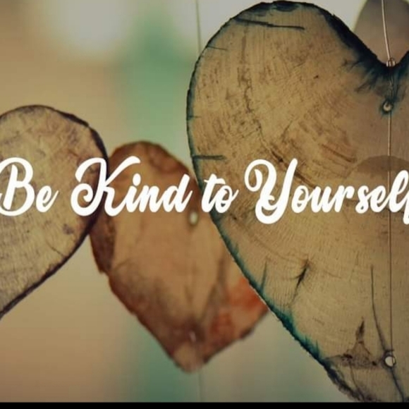 LIKE AND SHARE 🌻 - Picture 2 of 4